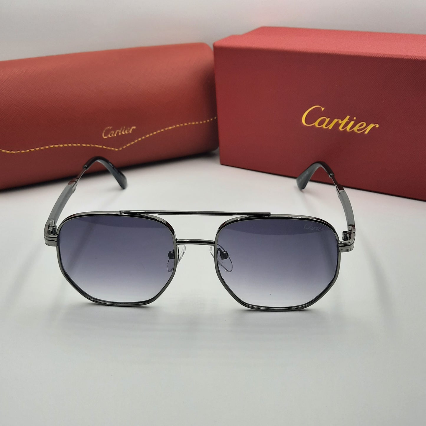 CARTIER gris
