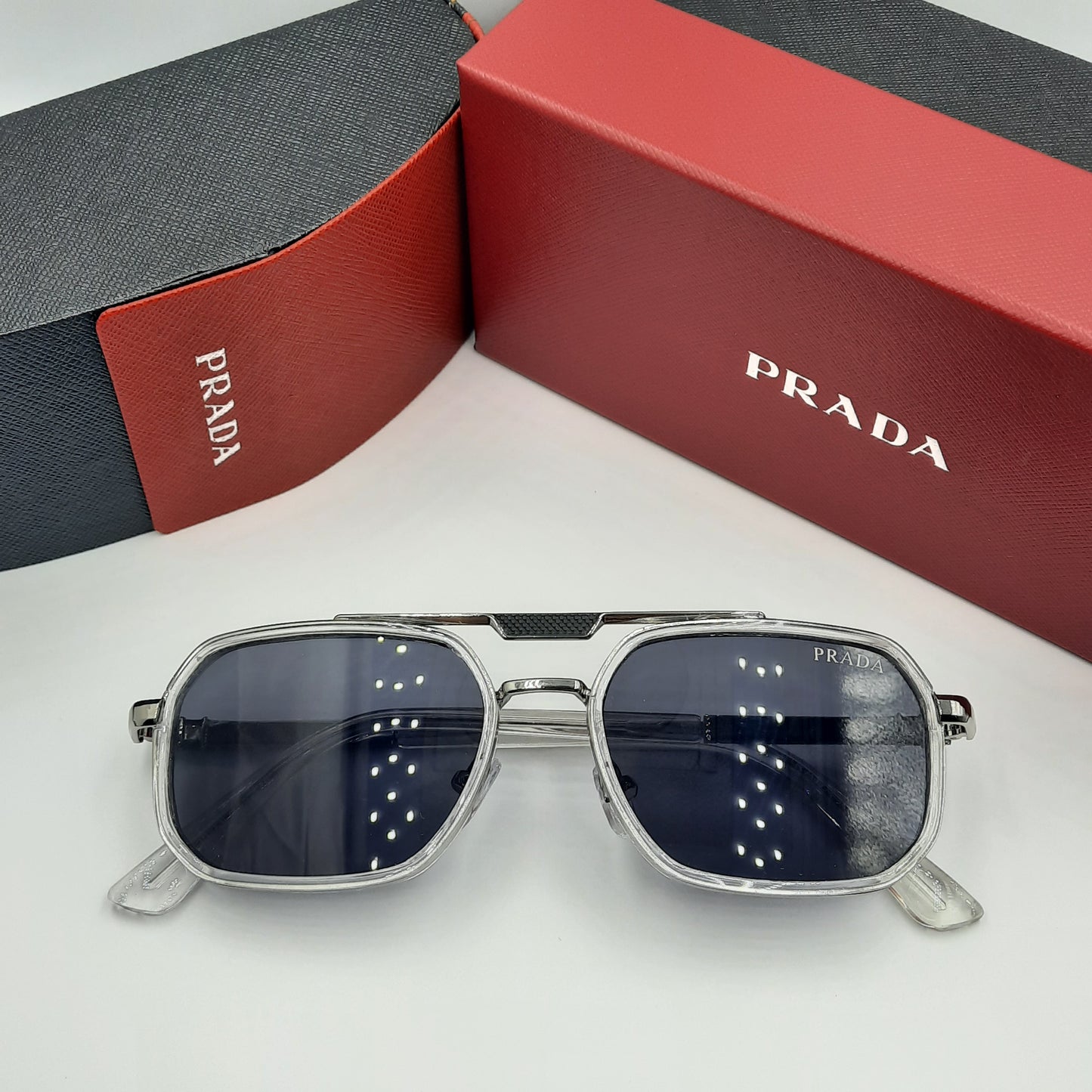 PRADA noir trnsp