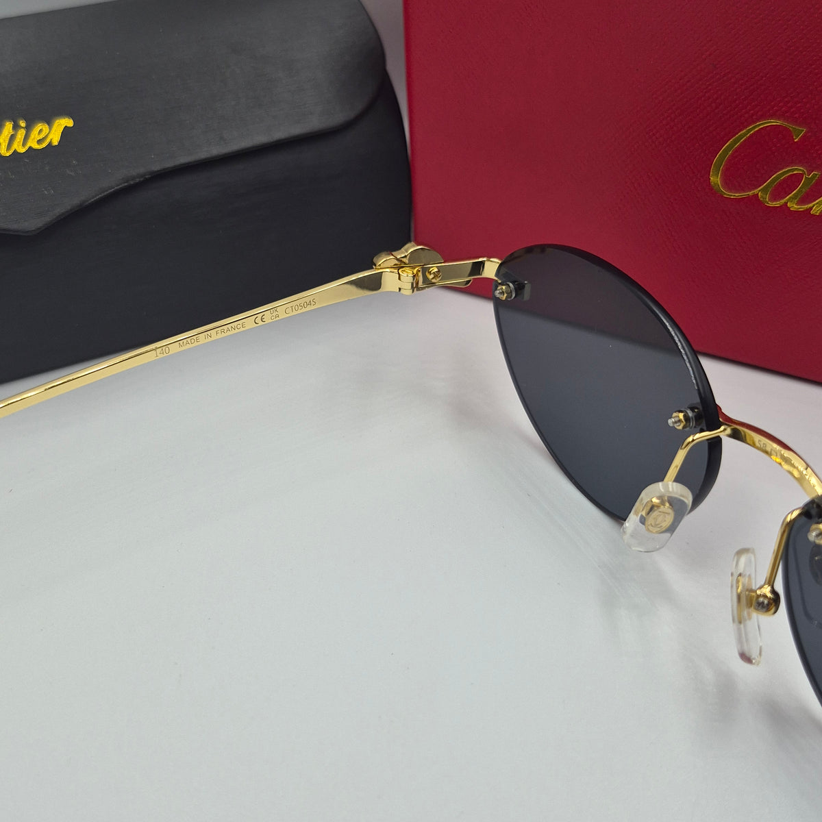 CARTIER panthère noir doré