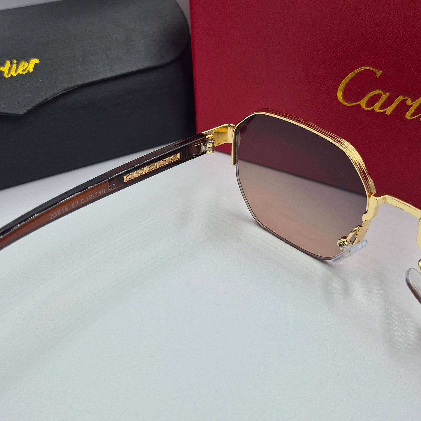 CARTIER semi percée doré marron