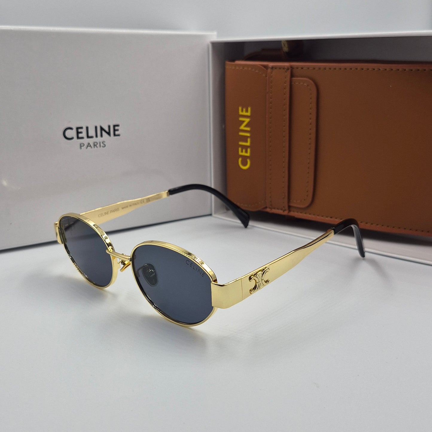 CELINE triomphe doré noir