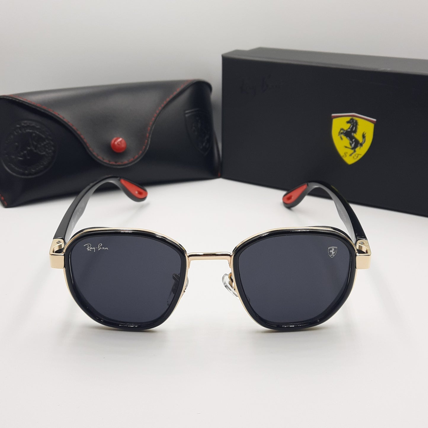 Rayban ferrari noir rouge doré