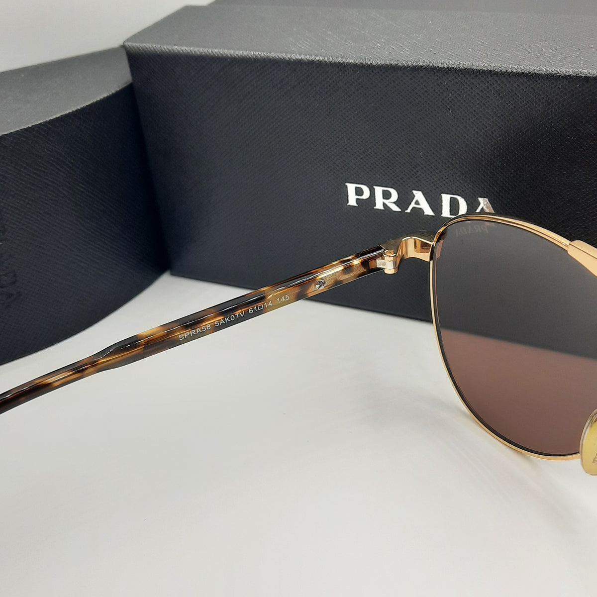 PRADA luxe doré marron havane