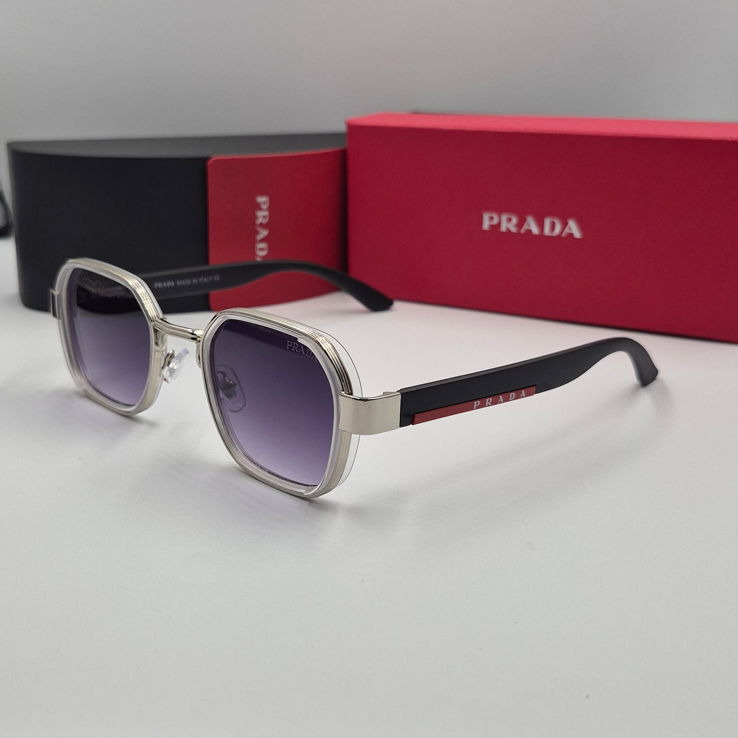 PRADA noir argent rouge trnsp flexible