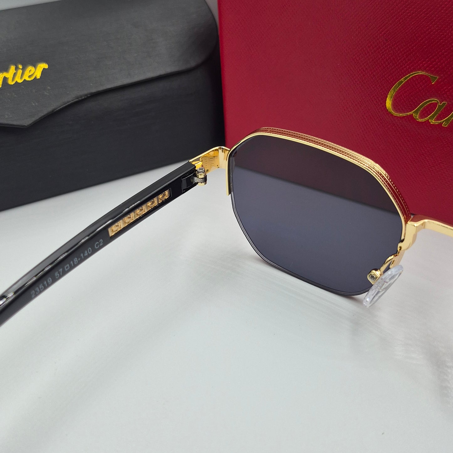 CARTIER semi percée doré noir