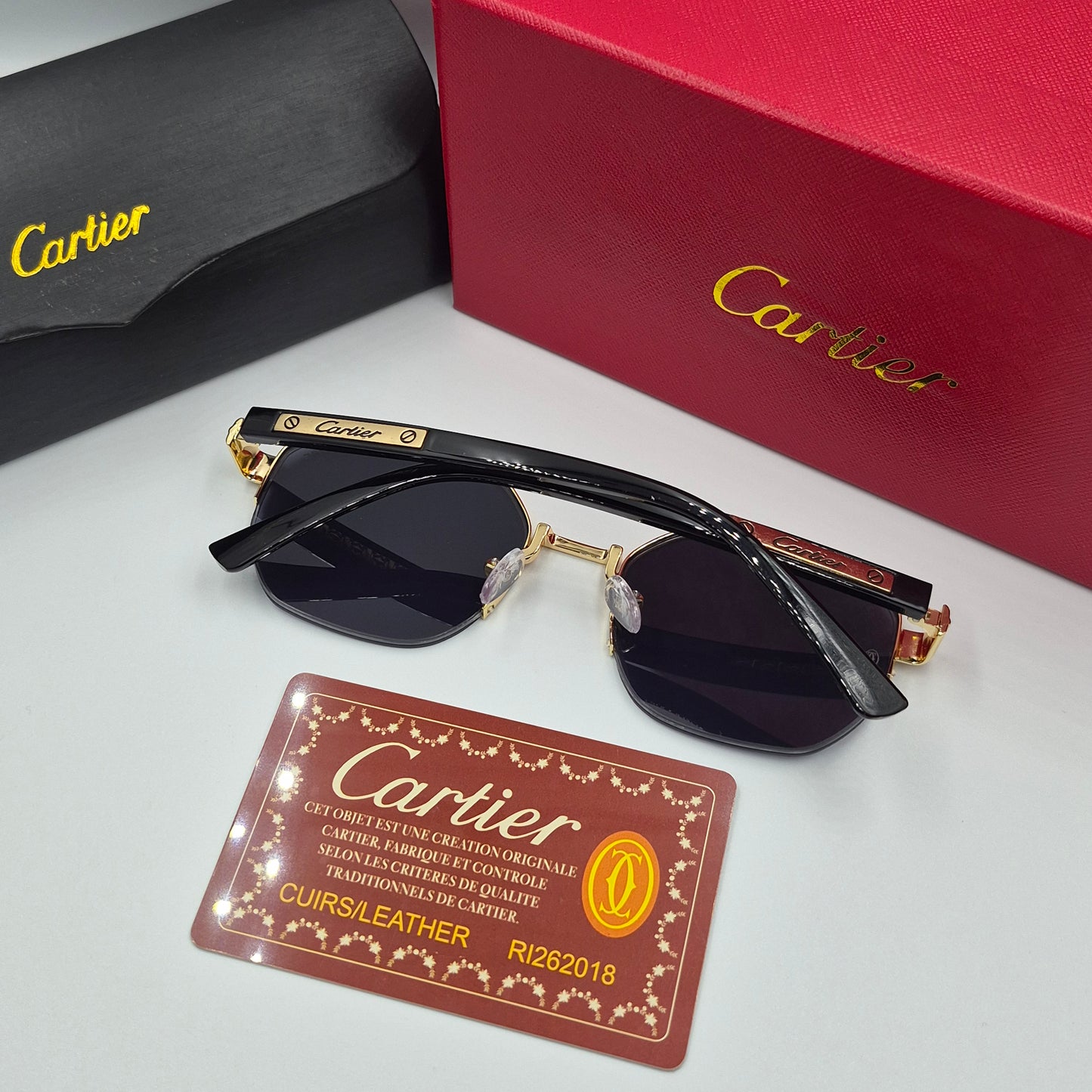 CARTIER semi percée doré noir