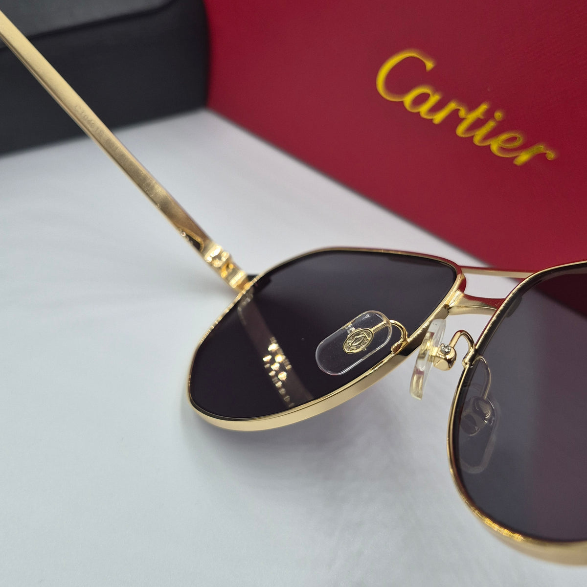 CARTIER santos noir doré