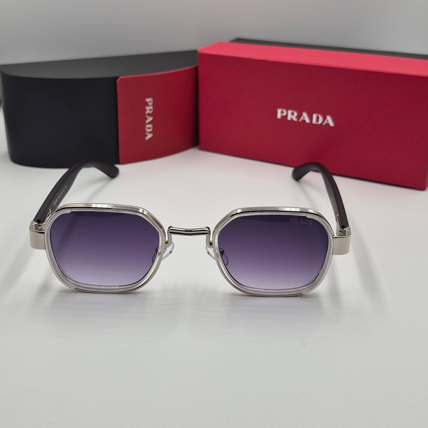 PRADA noir argent rouge trnsp flexible