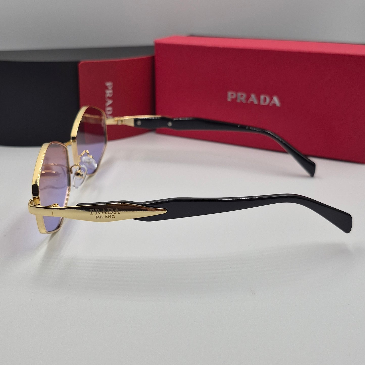 PRADA luxe doré noir rose