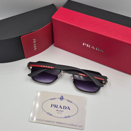 PRADA noir argent rouge flexible