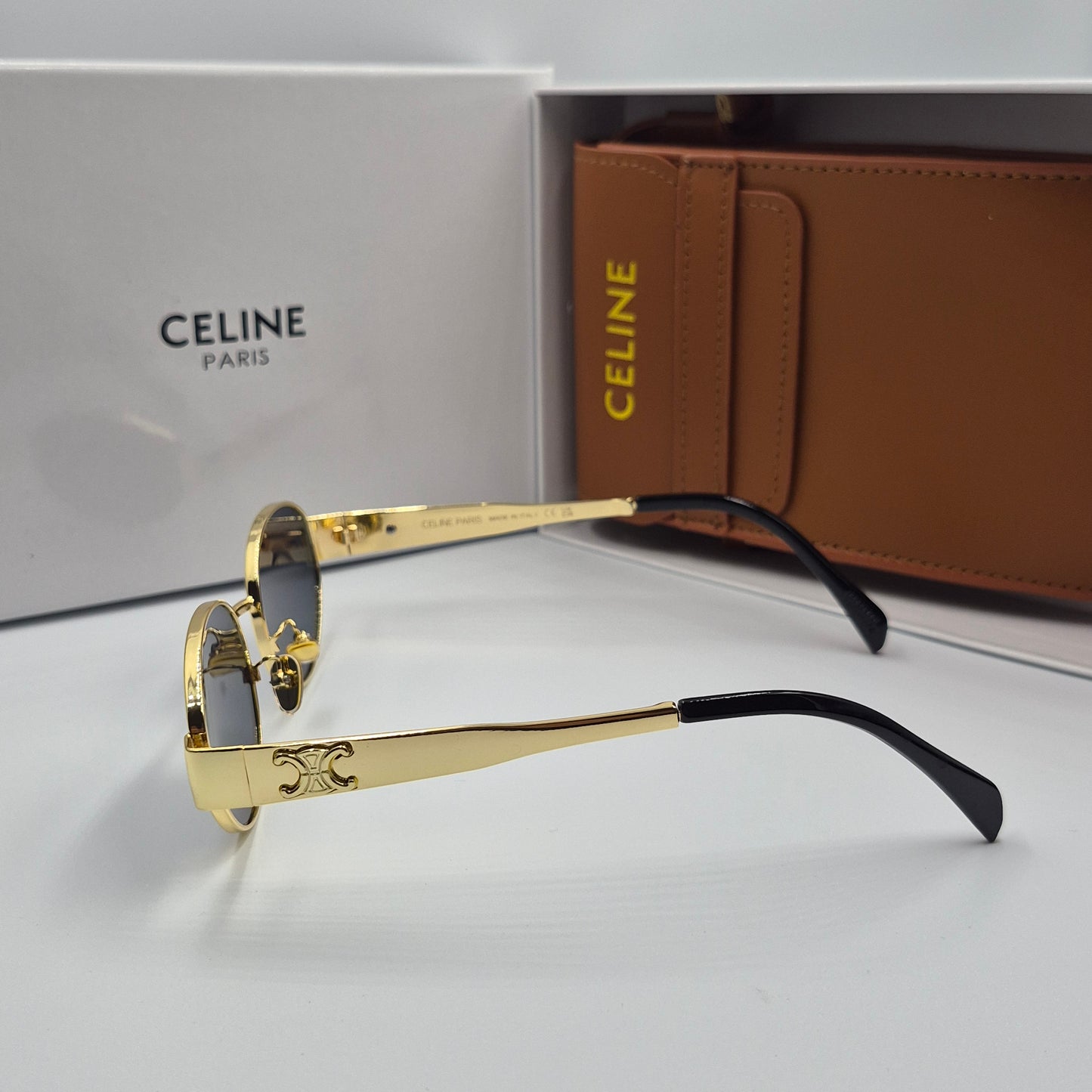CELINE triomphe doré noir