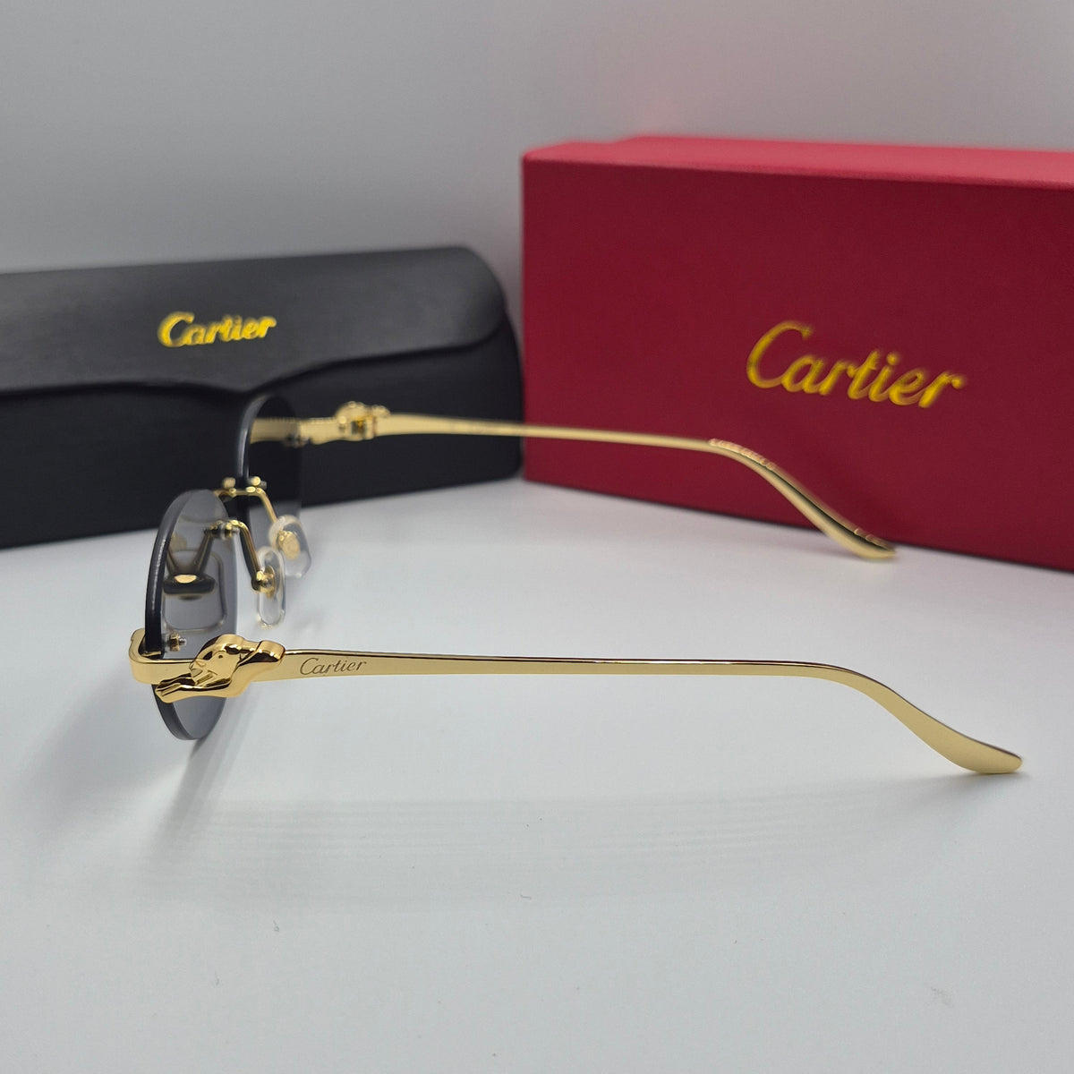 CARTIER panthère noir doré