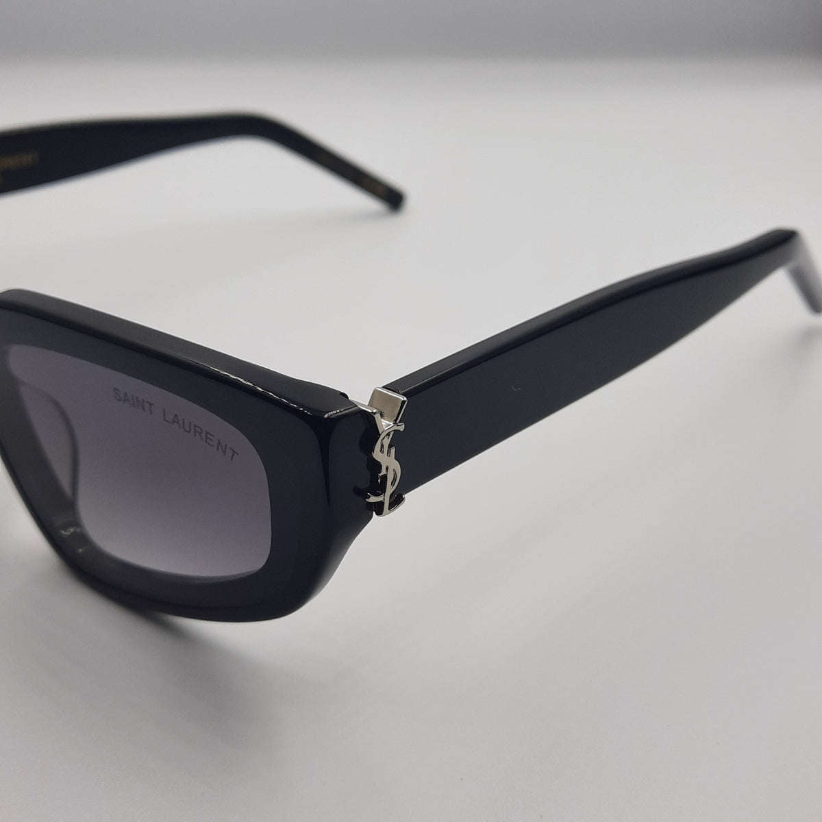 SAINT LAURENT noir argent