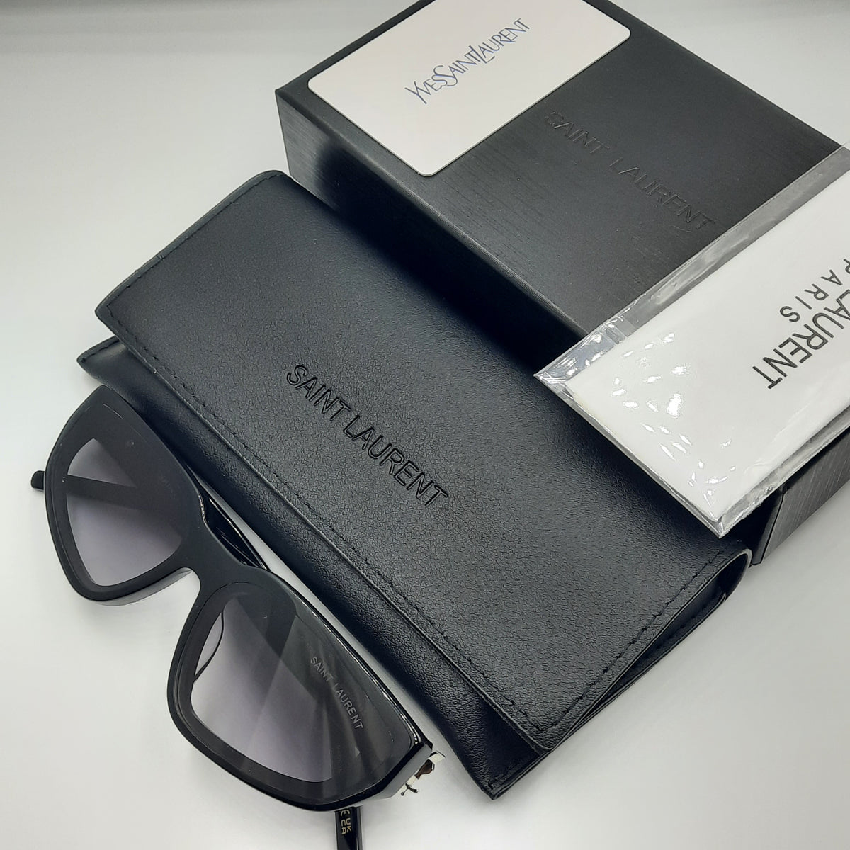 SAINT LAURENT noir argent