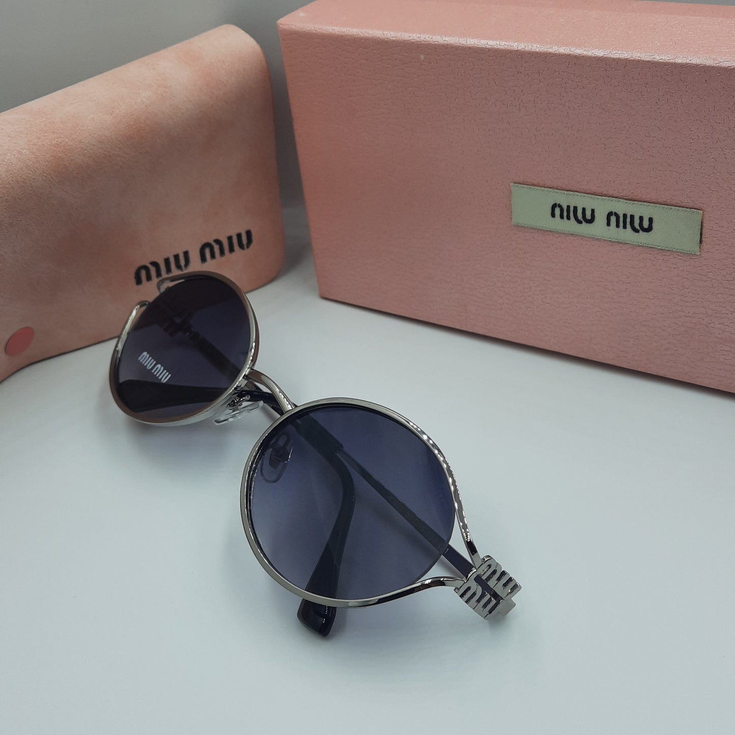 MIU MIU argenté