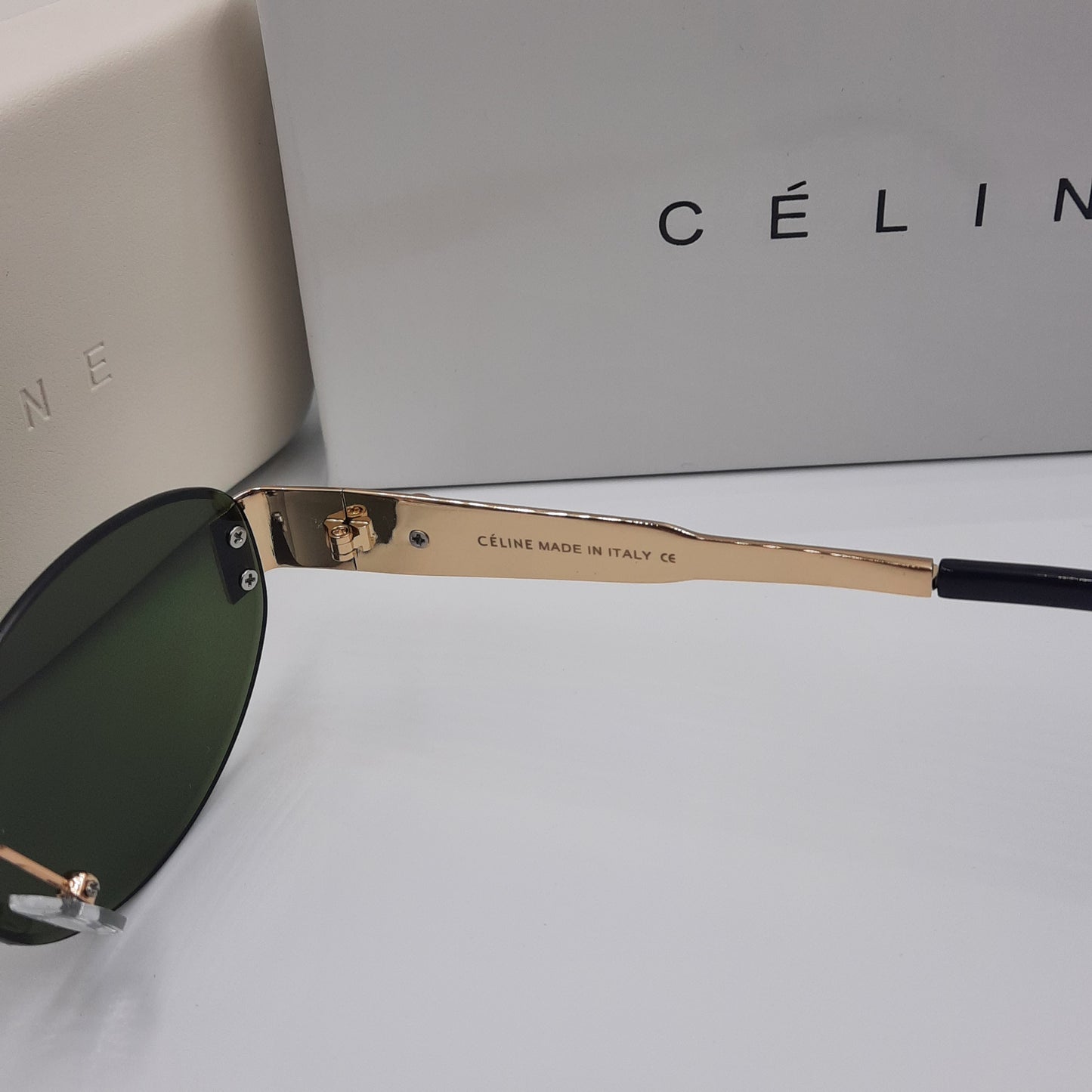 CELINE triomphe doré vert