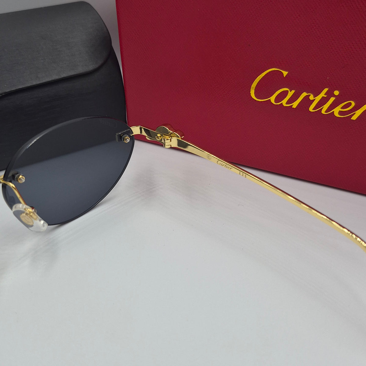 CARTIER panthère noir doré