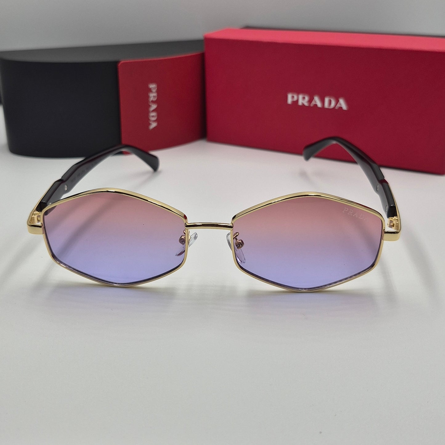 PRADA luxe doré noir rose