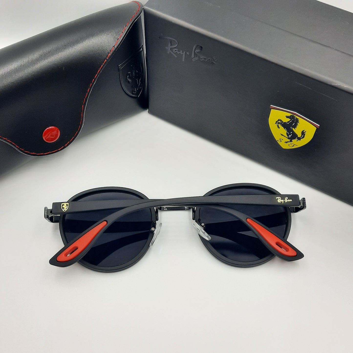 Rayban ferrari noir rouge