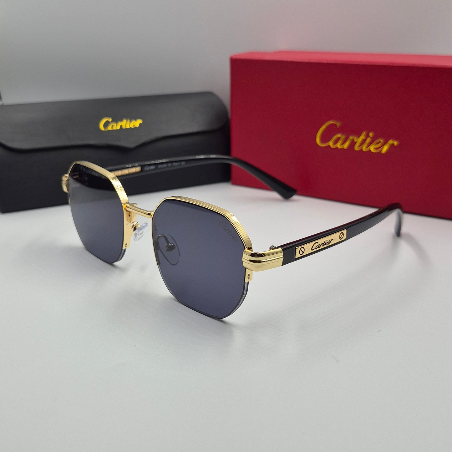 CARTIER semi percée doré noir