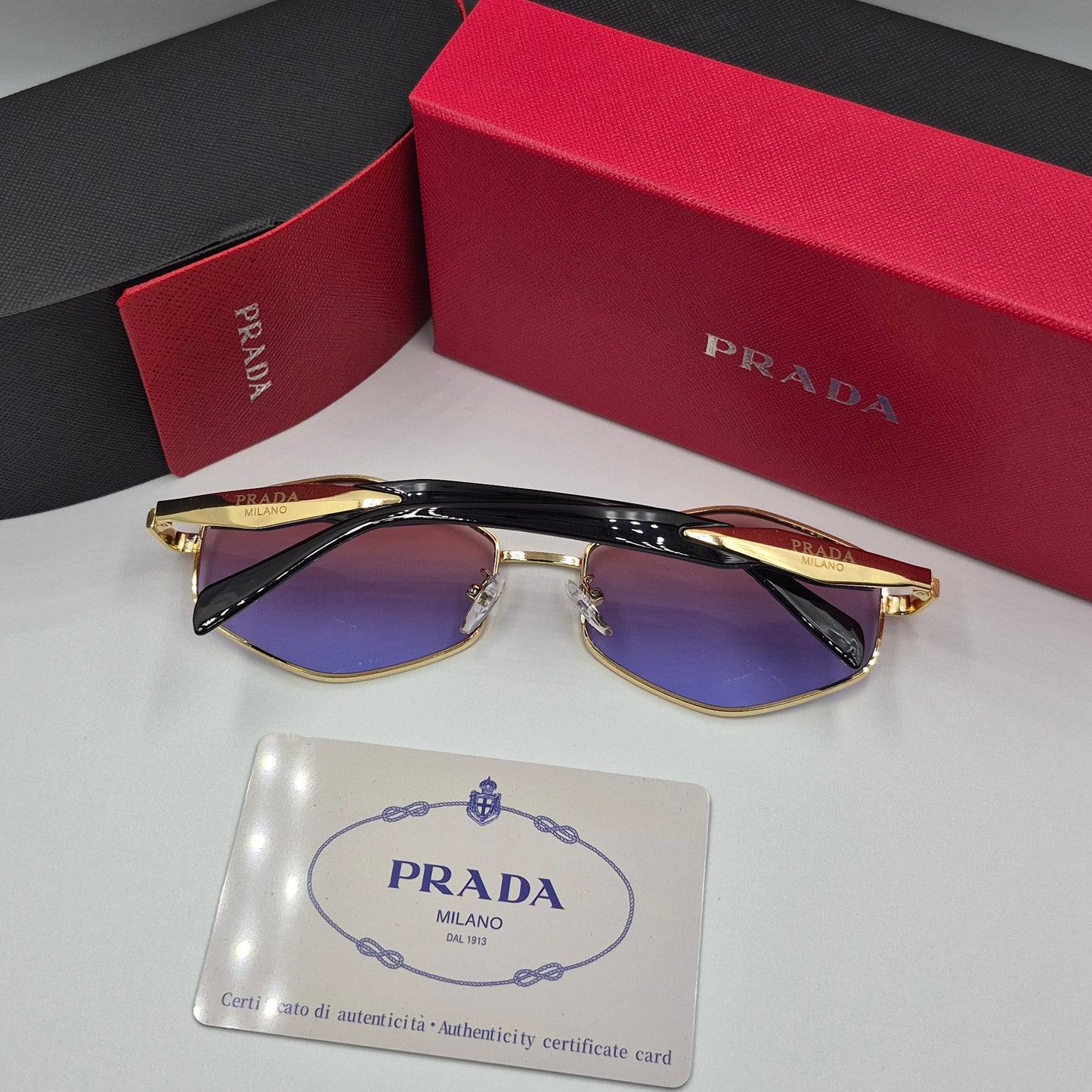 PRADA luxe doré noir rose