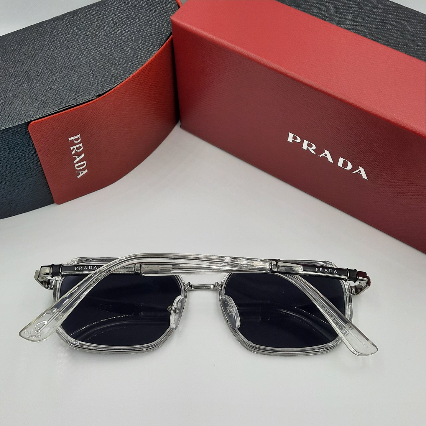 PRADA noir trnsp