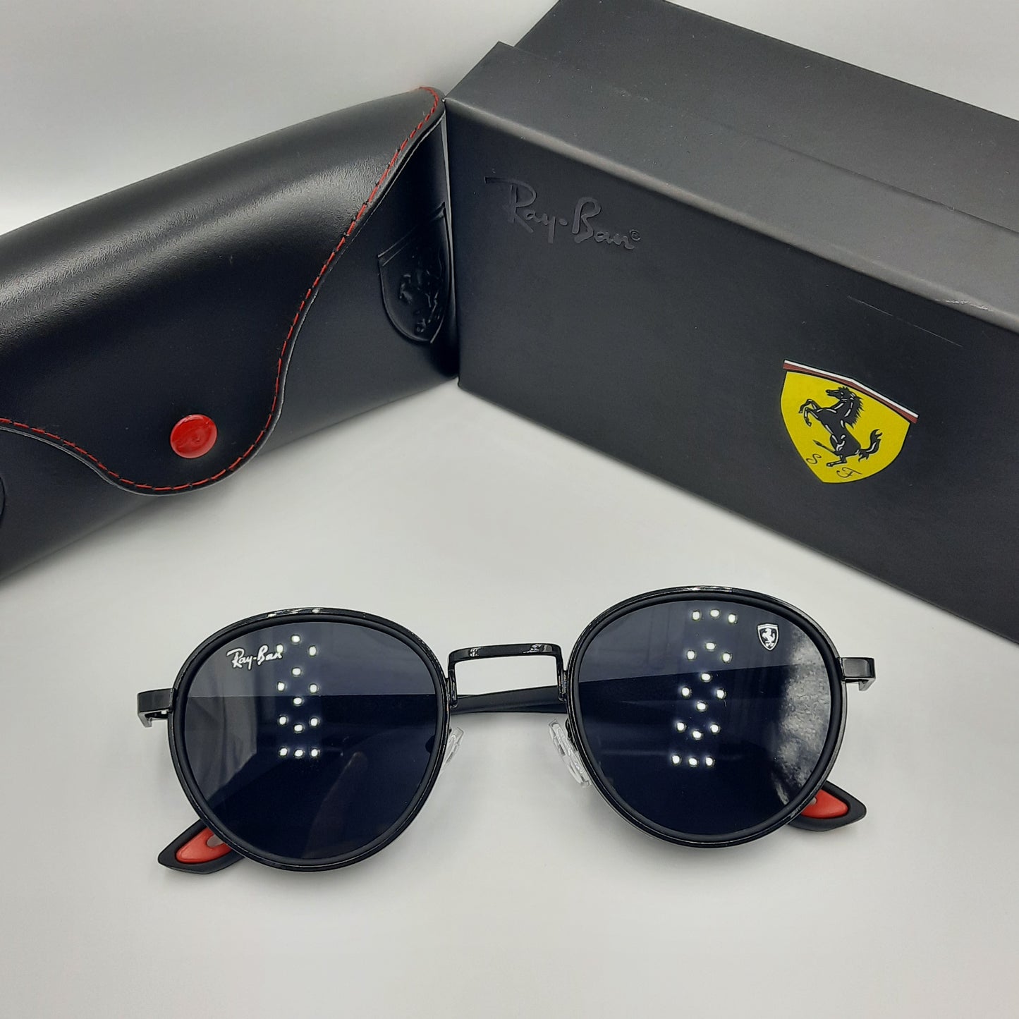 Rayban ferrari noir rouge