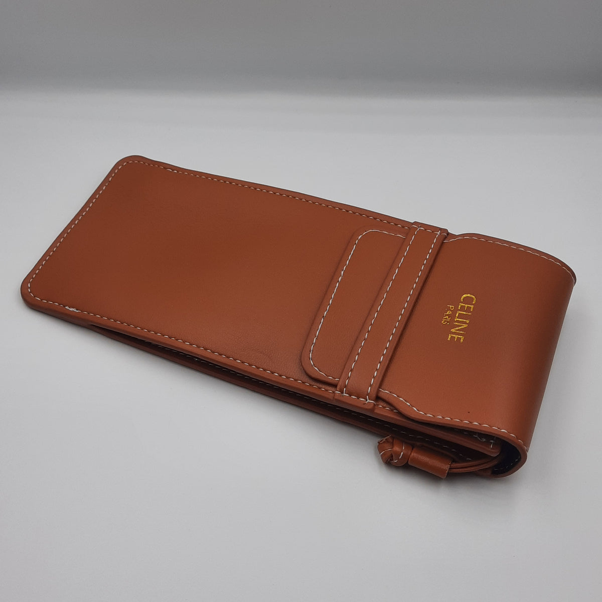 CELINE triomphe doré avec pochette à bandoulière