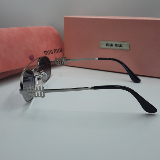 MIU MIU gris argenté